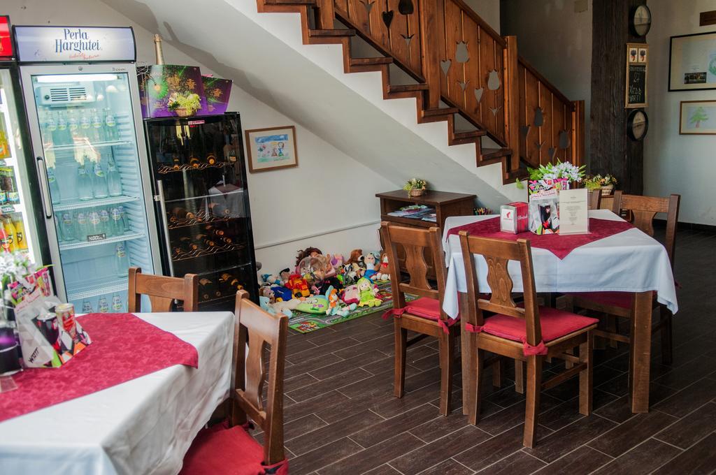 Hovirag Panzio Hotel Borzont Ngoại thất bức ảnh